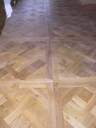 Parquet de Versailles pos en parallle au mur